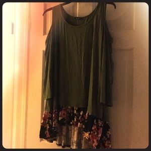 Vision USA high low cold shoulder top.